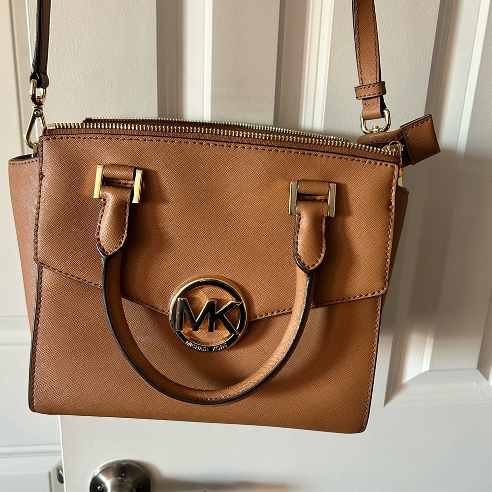 Michael Kors Tan Satchel with Gold Hardware - Picture 8 of 11